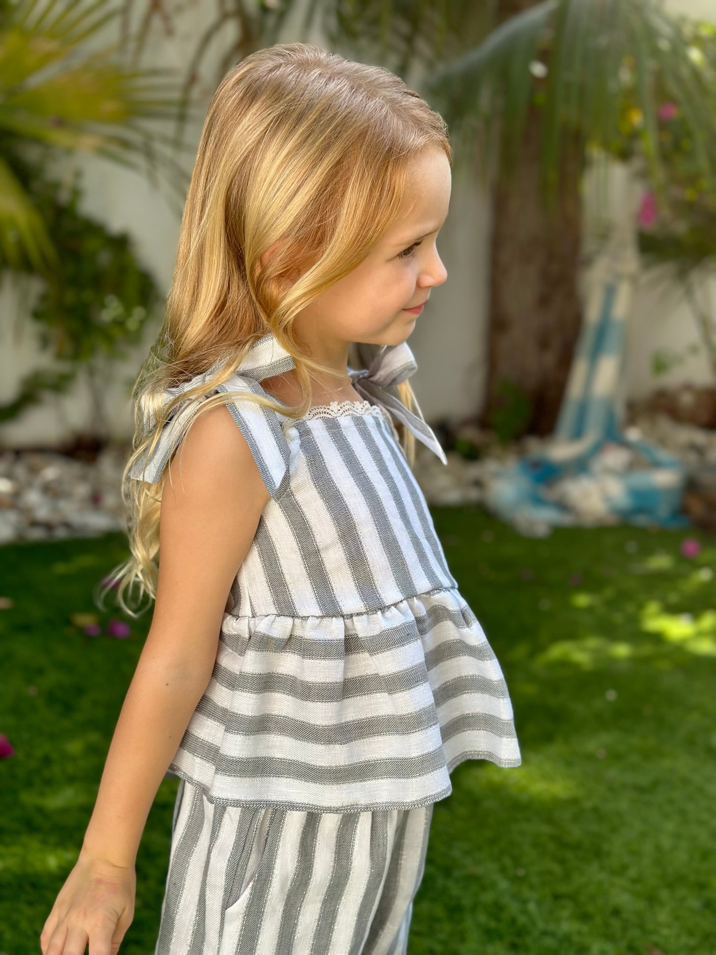 Lilly of the Valley - Line Grey Stripy Set with Lace