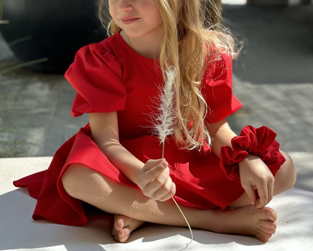 Poppy - Cotton mix dress with puffy sleeves and removable belt